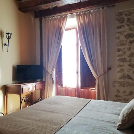 El Rincon Hotel กวยยาร์ ภายนอก รูปภาพ