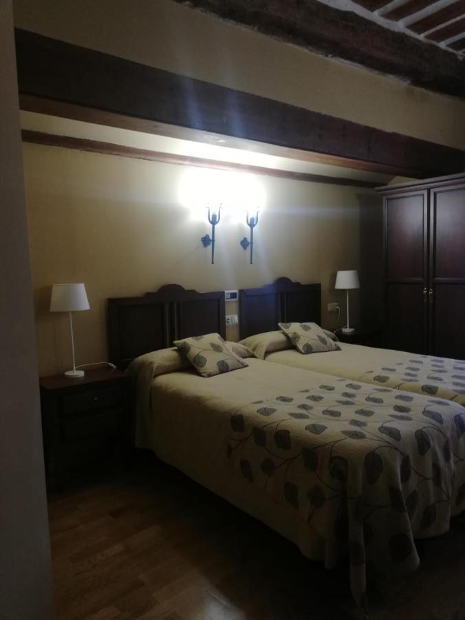 El Rincon Hotel กวยยาร์ ภายนอก รูปภาพ